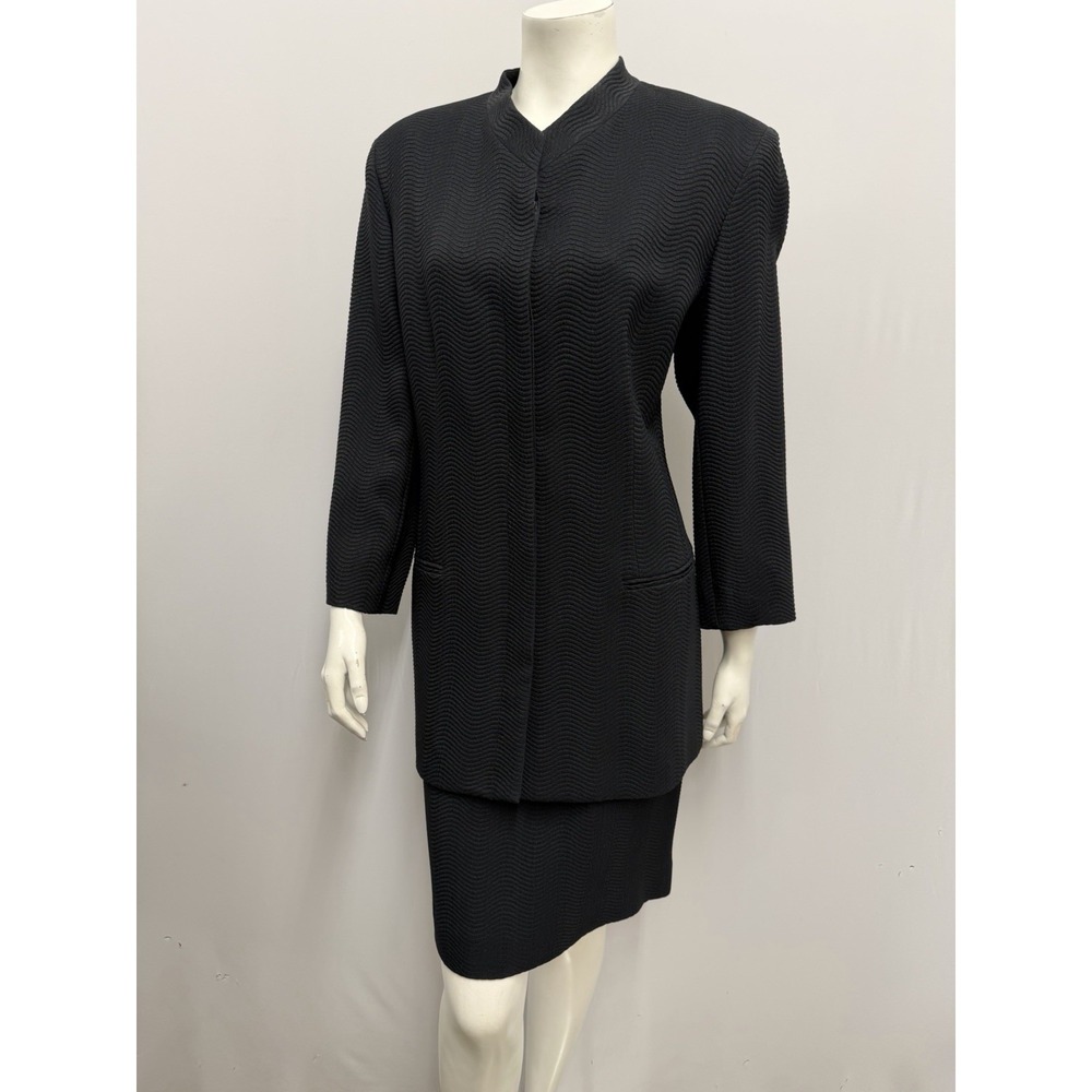 Vintage Emanuel Ungaro Jacket & Skirt Set Black Textured Fabric NWT Size 12 46 - Picture 4 of 11